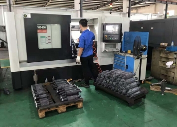 銑端面打中心孔機(jī)床在凸輪軸生產(chǎn)加工過程中所扮演的角色非常重要
